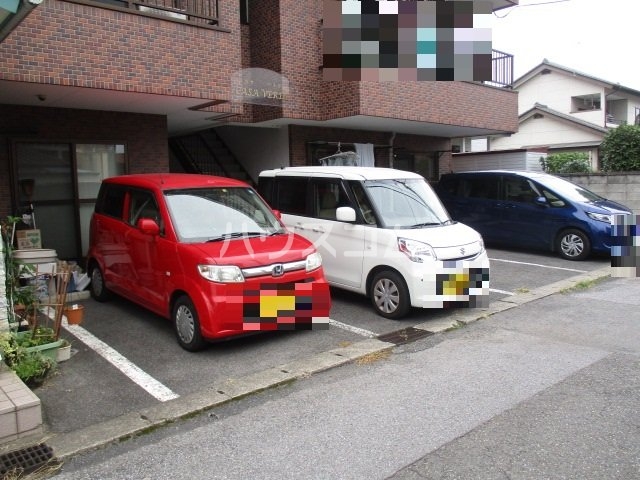 14/22 駐車場