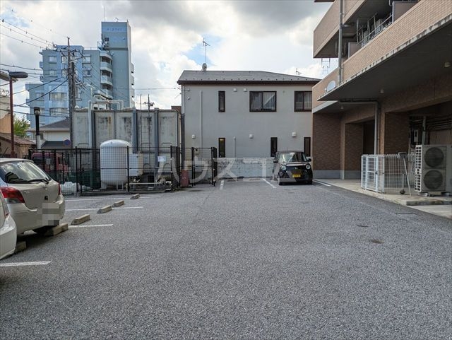 3/10 駐車場