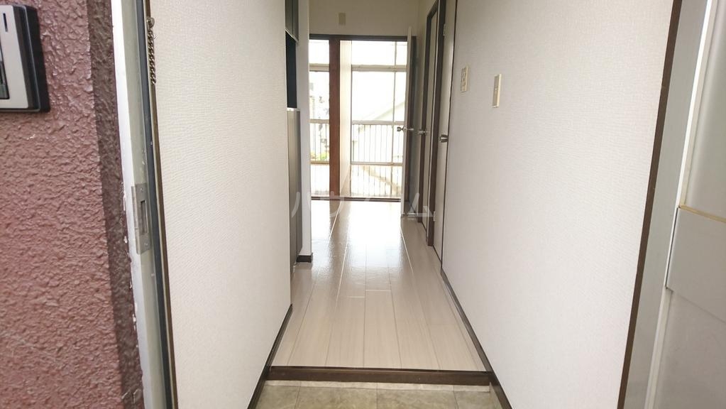 13/29 玄関