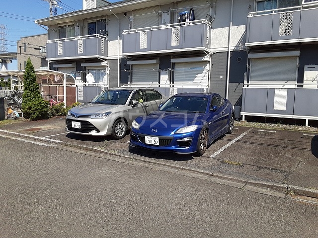 25/30 駐車場