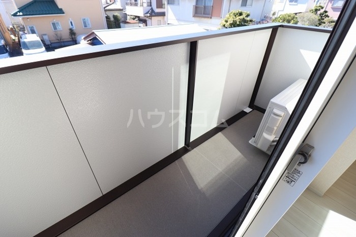 13/23 バルコニー