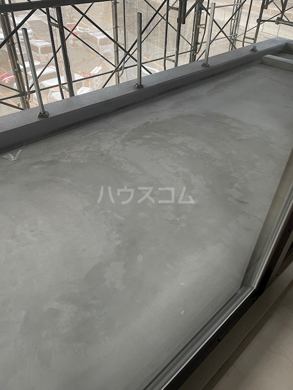 15/28 バルコニー