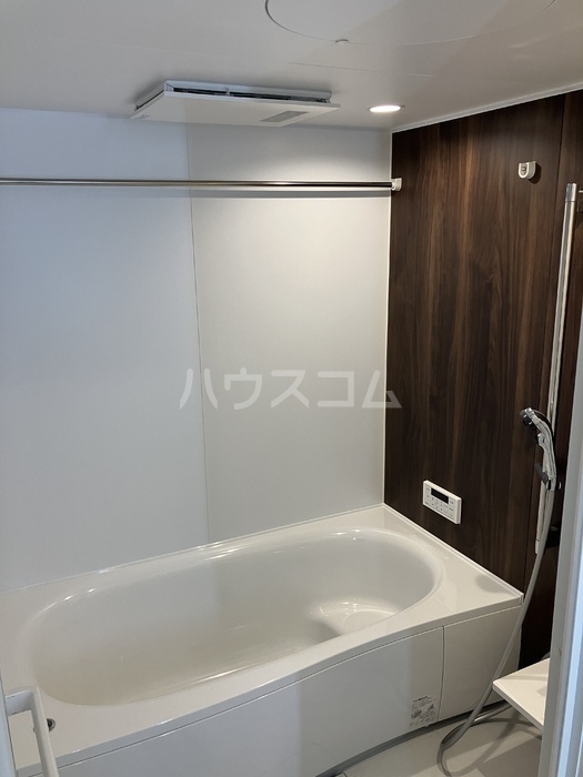 13/30 浴室