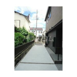 21/28 エントランス