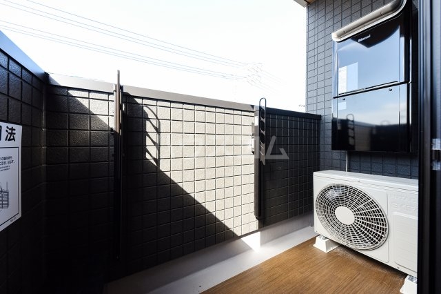 13/22 バルコニー