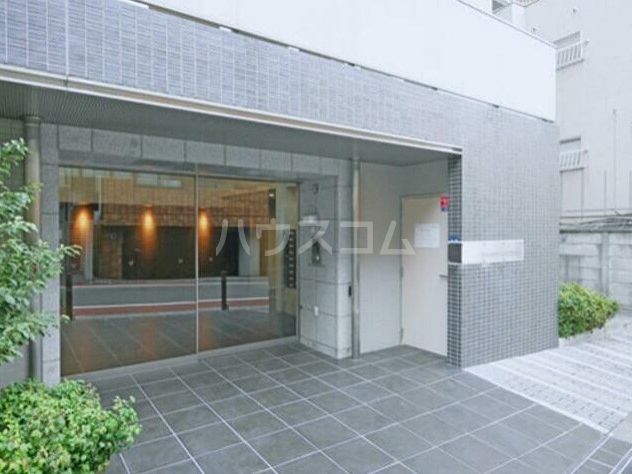 3/7 エントランス