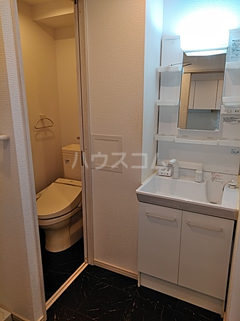 17/30 洗面