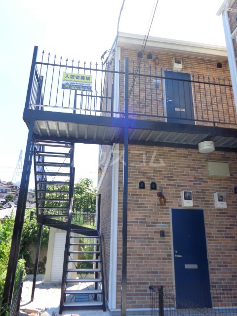 15/22 エントランス