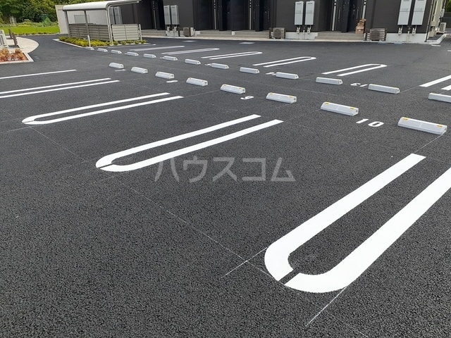 14/20 駐車場
