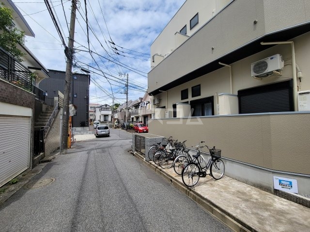2/3 駐車場