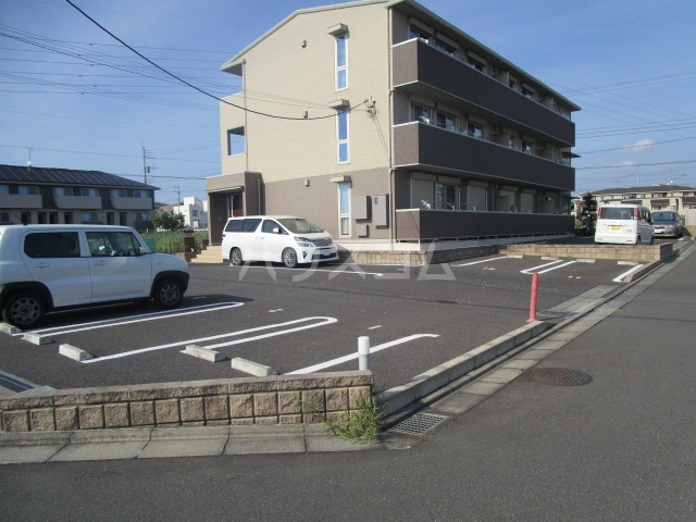3/7 駐車場