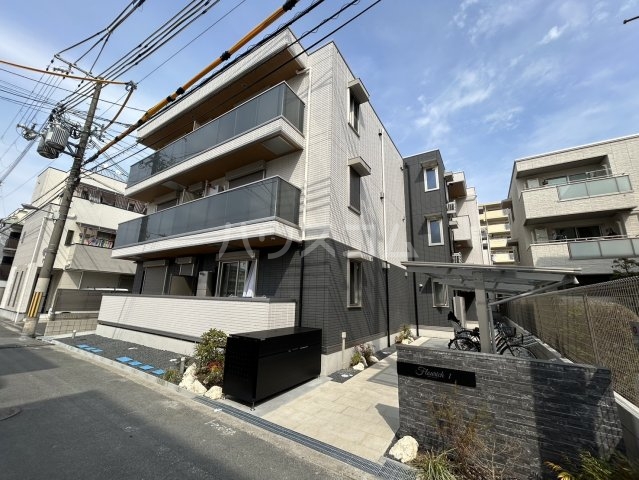 1/11 外観