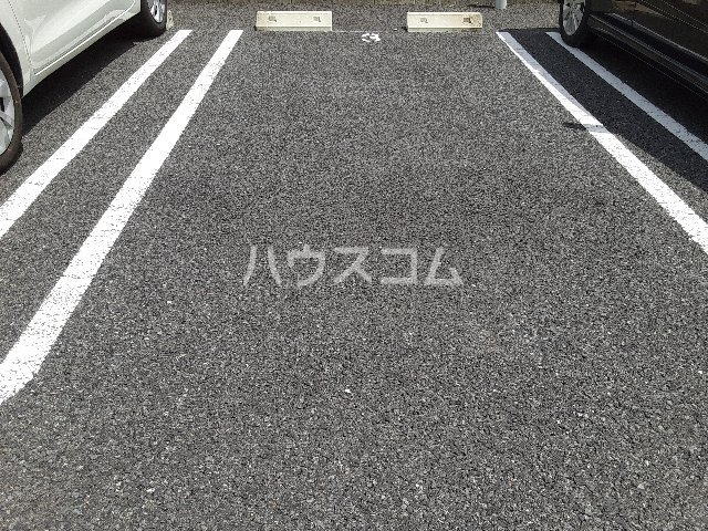 14/21 駐車場