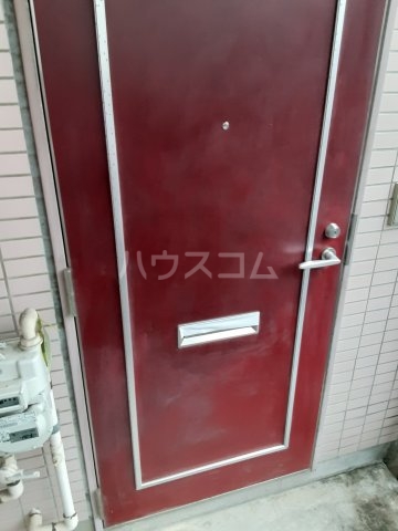 23/24 エントランス