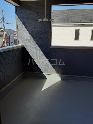 19/25 バルコニー