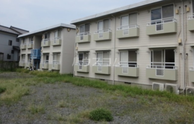 17/19 エントランス