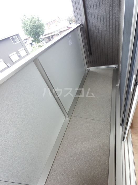 13/23 バルコニー