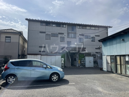 17/27 駐車場