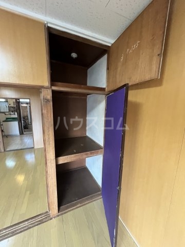 13/30 収納
