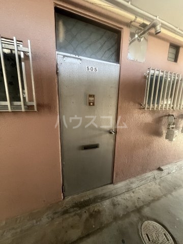 14/30 玄関