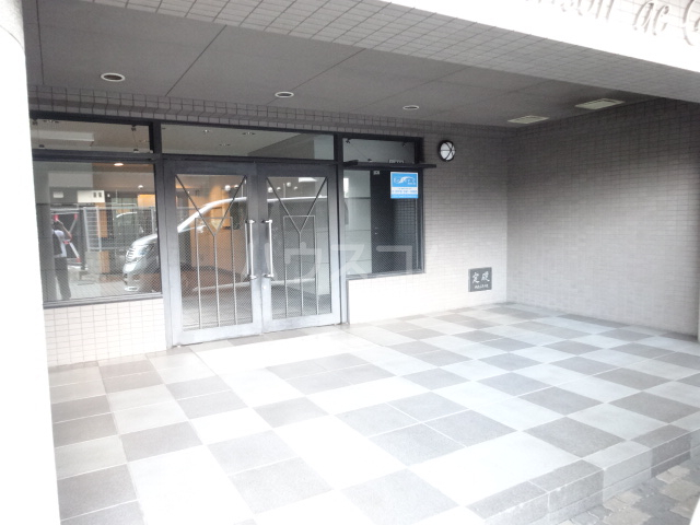 20/28 エントランス