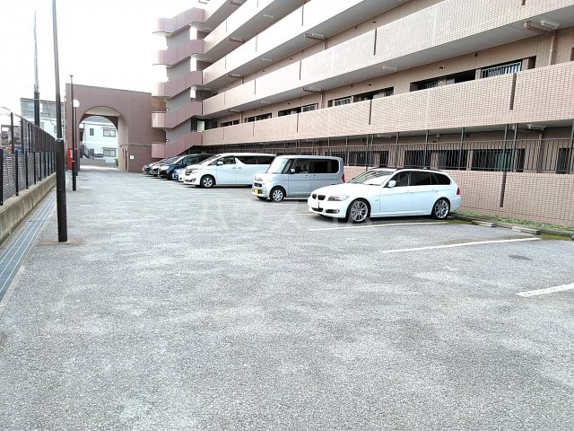29/30 駐車場
