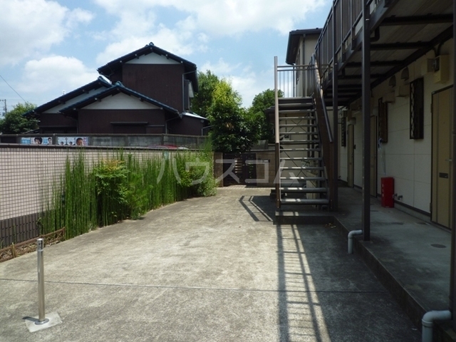 14/23 エントランス