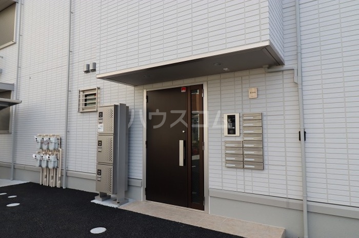17/22 エントランス