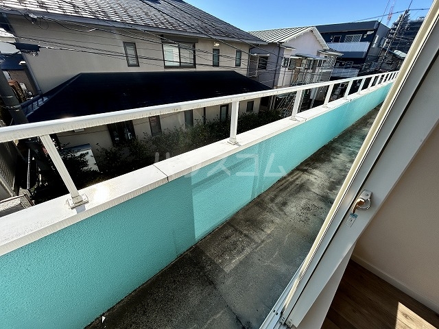 23/30 バルコニー