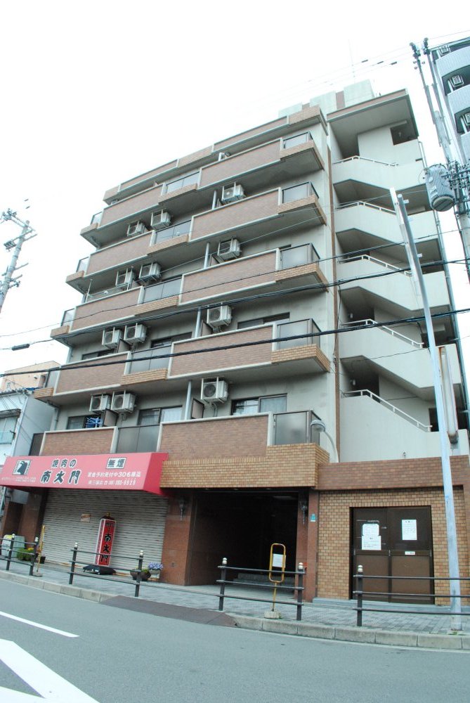 15/25 エントランス