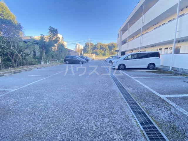 16/26 駐車場