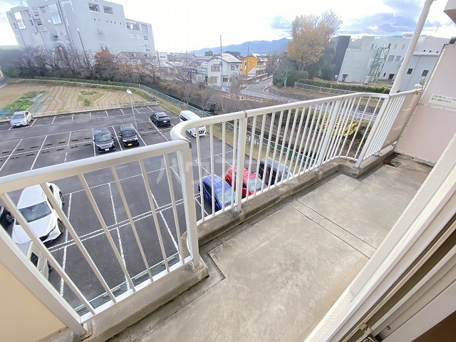 19/30 バルコニー