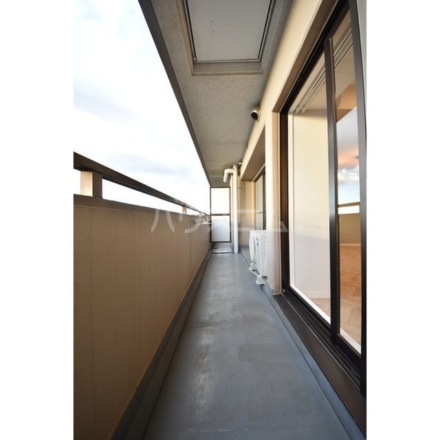 14/21 バルコニー