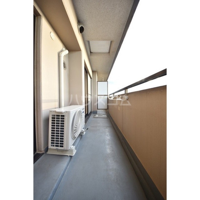 13/21 バルコニー