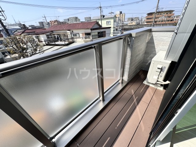 13/30 バルコニー