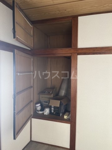 13/30 収納