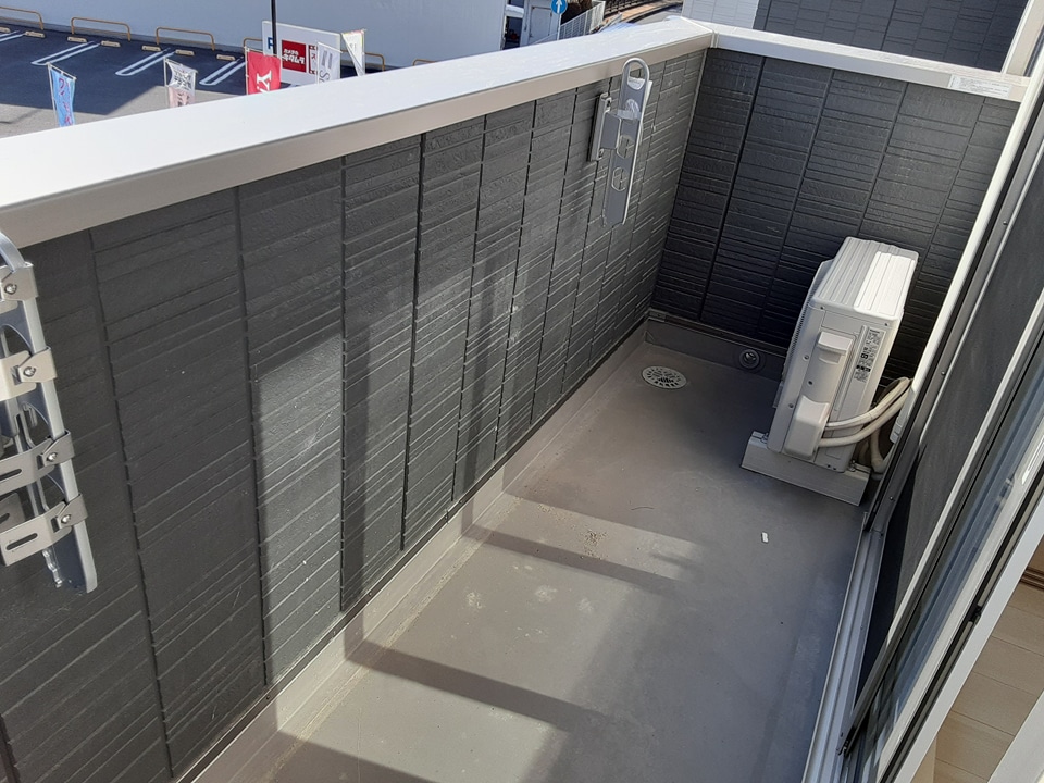 23/30 バルコニー