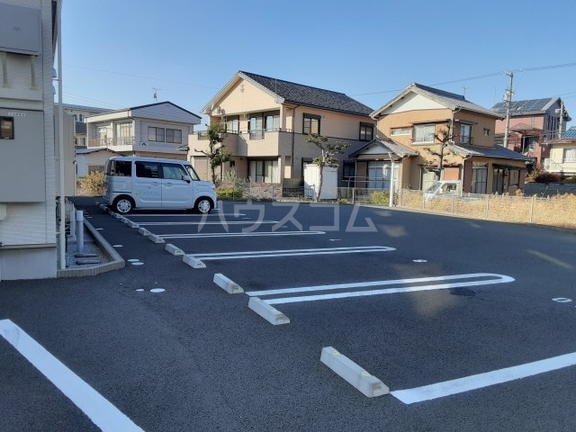 20/27 駐車場
