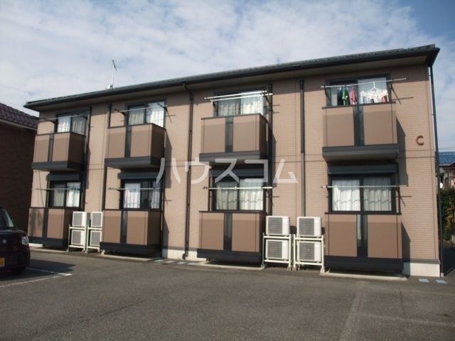 18/20 エントランス