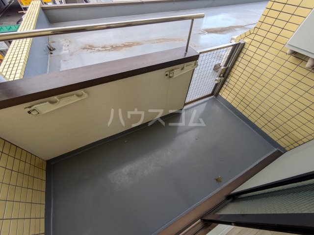 19/30 バルコニー