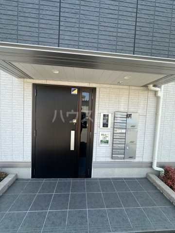 21/29 エントランス