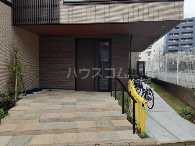 2/8 エントランス