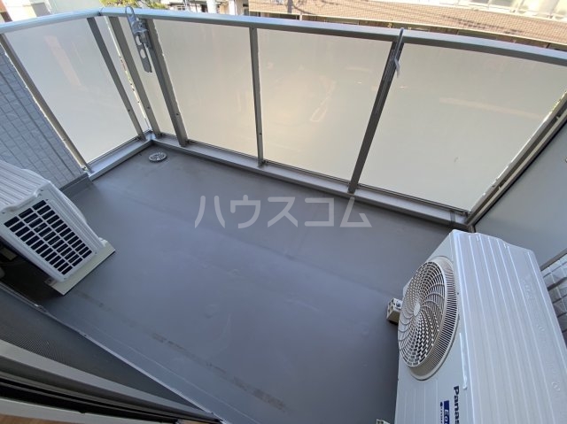 19/28 バルコニー
