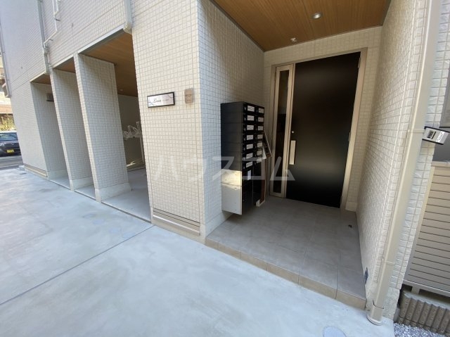 2/6 エントランス