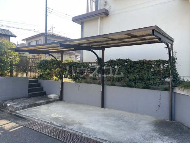 13/23 駐車場