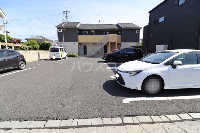 21/22 駐車場