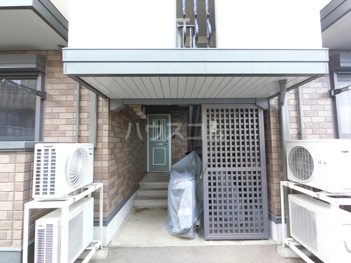 5/8 エントランス