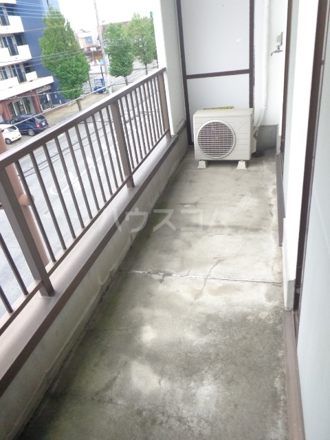 15/26 バルコニー