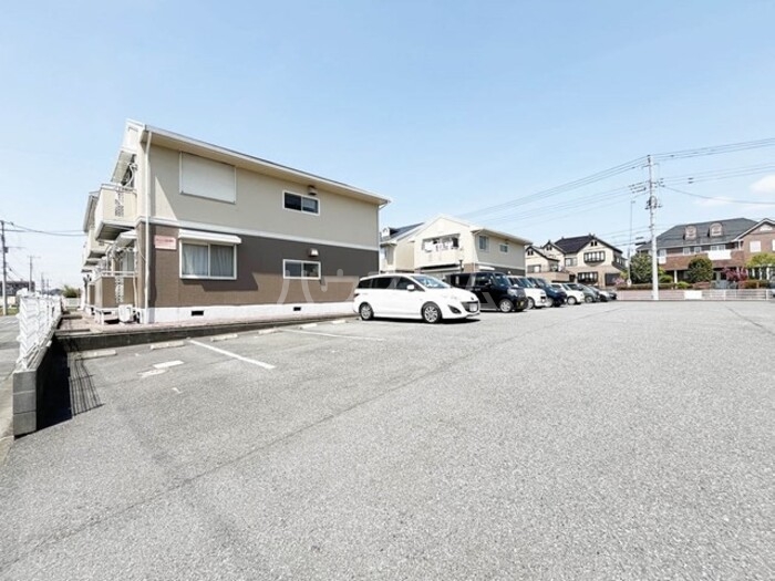 18/20 駐車場