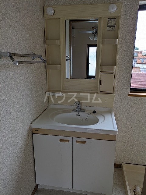 15/25 洗面